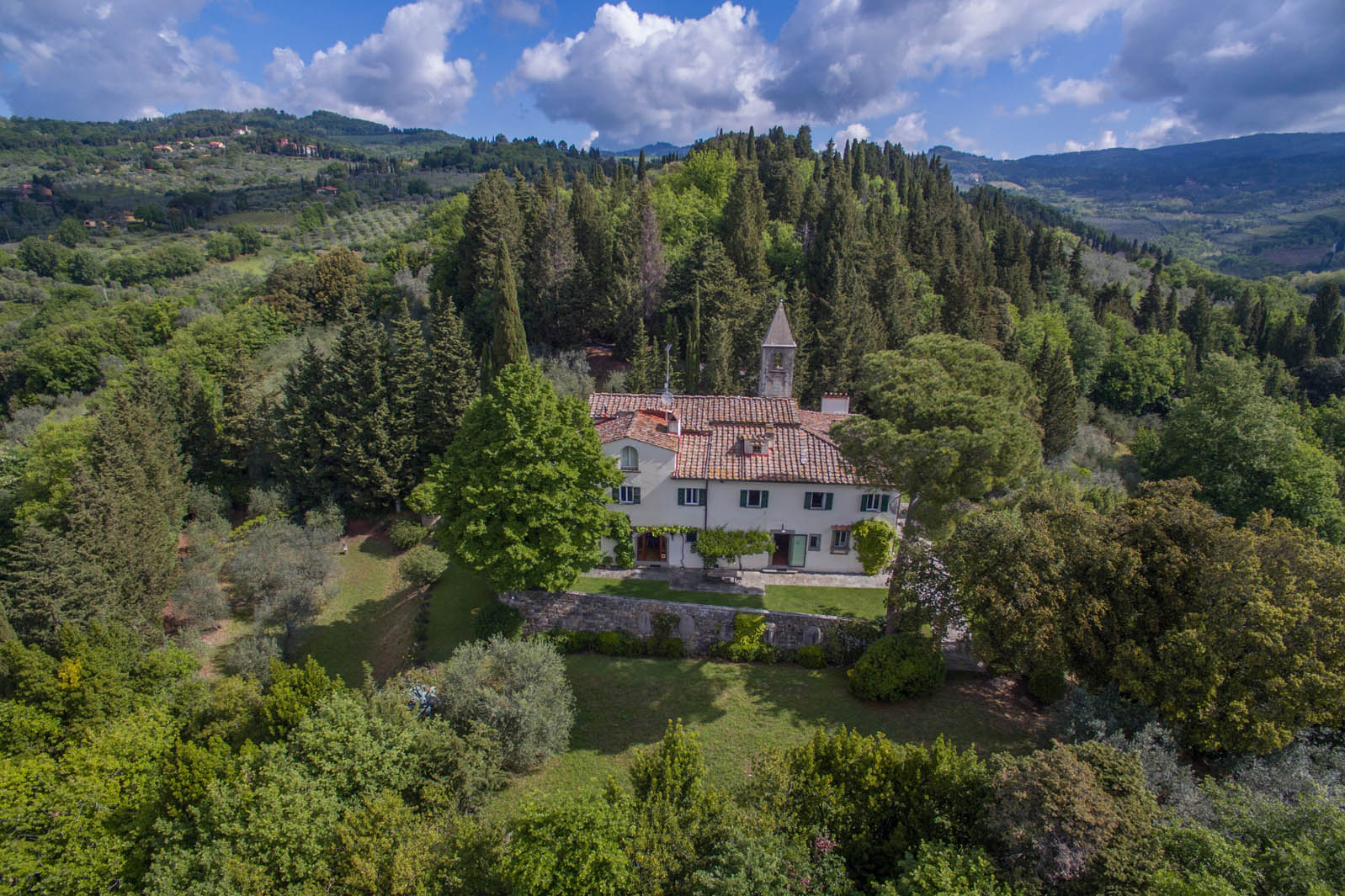 HISTORIC REAL ESTATES AND ANTIQUE HOMES FOR SALE IN ITALY